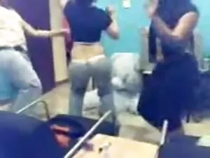 აგენტი შავი მოწიფული ...